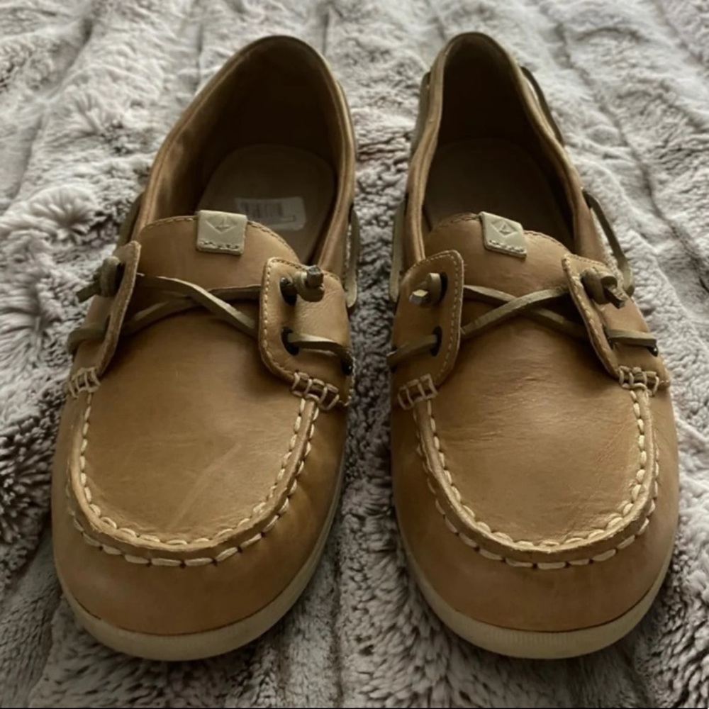 Sperry Beige Loafers